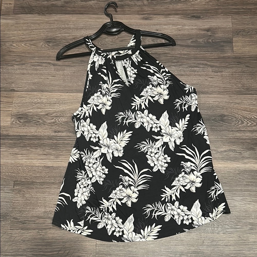 Market & Spruce Black and White Floral Halter Tank Top